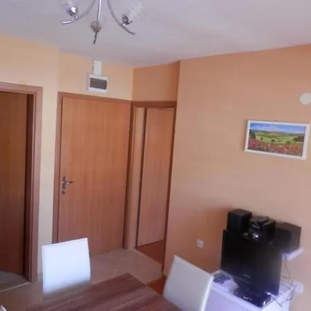 St Rialto - One Bedroom With Balcony And Sea View Apartment *