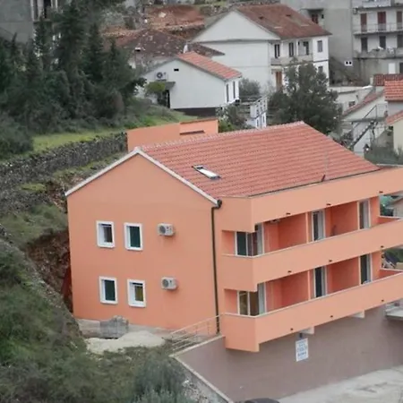 Apartmán St Rialto - One Bedroom With Balcony And Sea View *