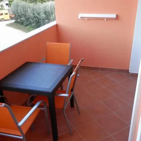 Apartment St Rialto - One Bedroom With Balcony And Sea View